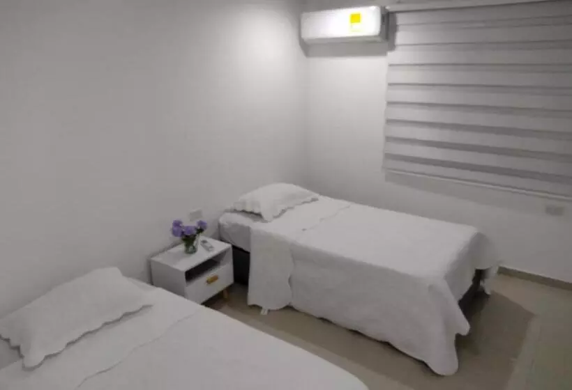 پانسیون Manga Home   Hostal Cartagena