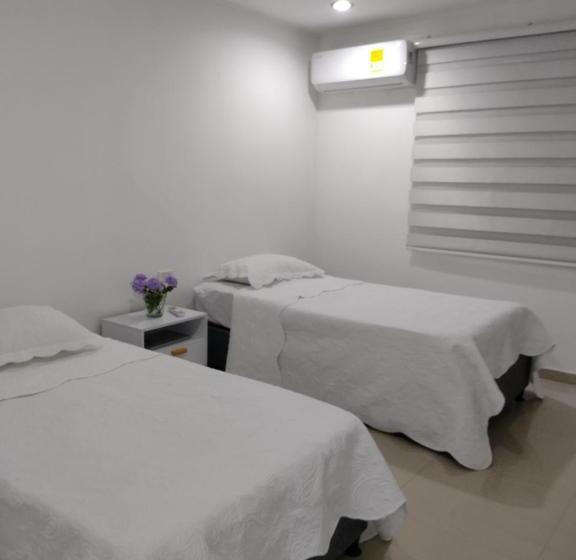 پانسیون Manga Home   Hostal Cartagena