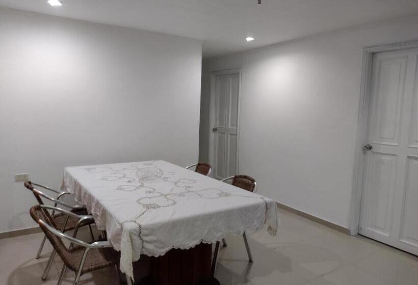 پانسیون Manga Home   Hostal Cartagena