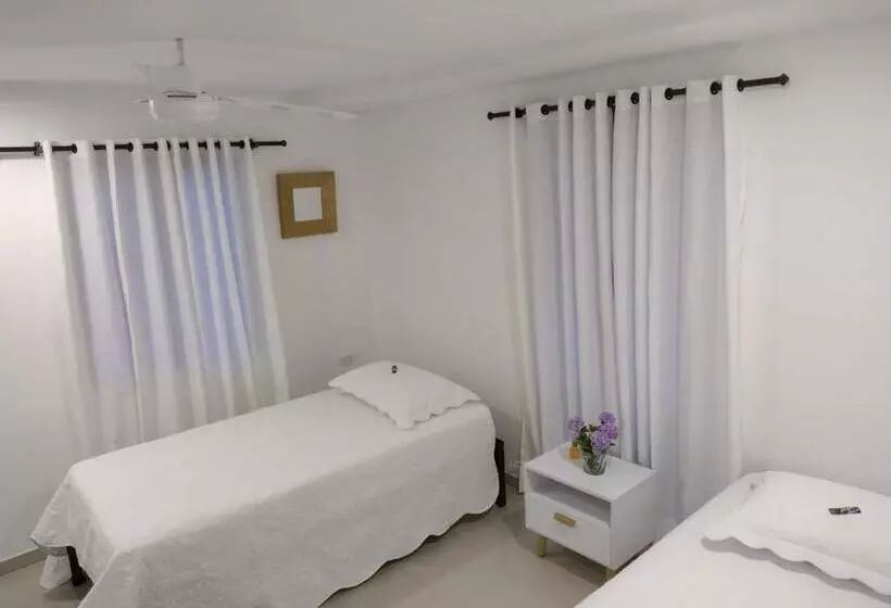 پانسیون Manga Home   Hostal Cartagena