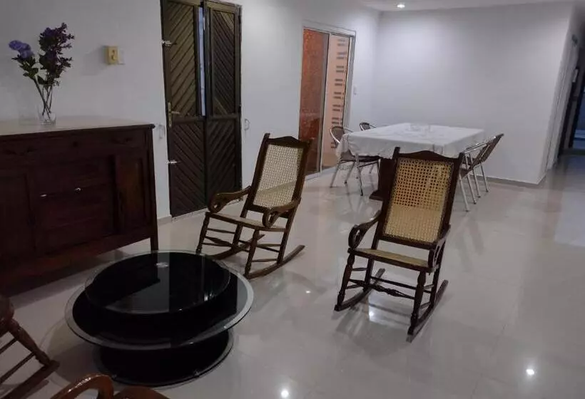 پانسیون Manga Home   Hostal Cartagena