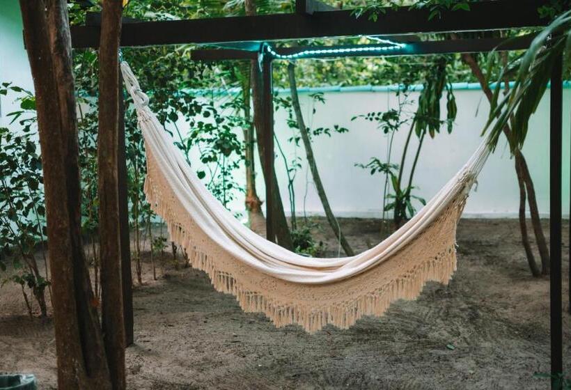 Pensão Oxóssi Suites