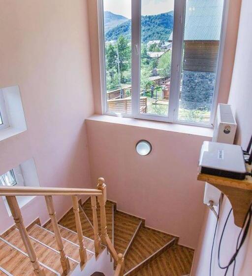 پانسیون Paul S Villa