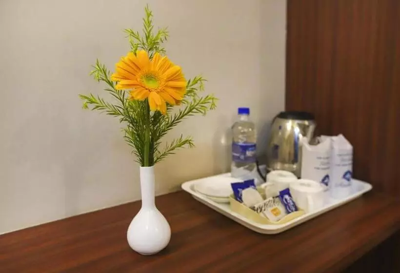 Townhouse Oak Hotel Rhythm
