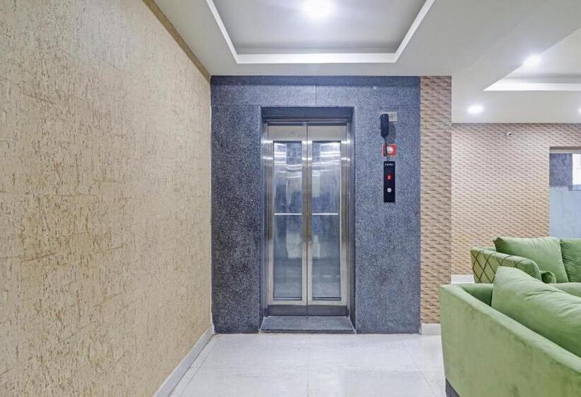 Townhouse Oak Hotel Rhythm