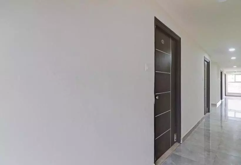 Townhouse Oak Hotel Rhythm