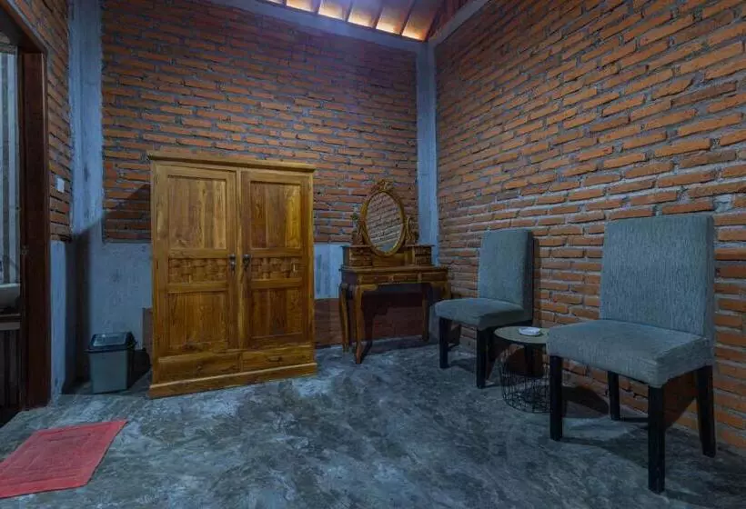 Retkeilymaja Kubu Selat Villa And Glamping