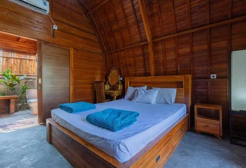 Retkeilymaja Kubu Selat Villa And Glamping