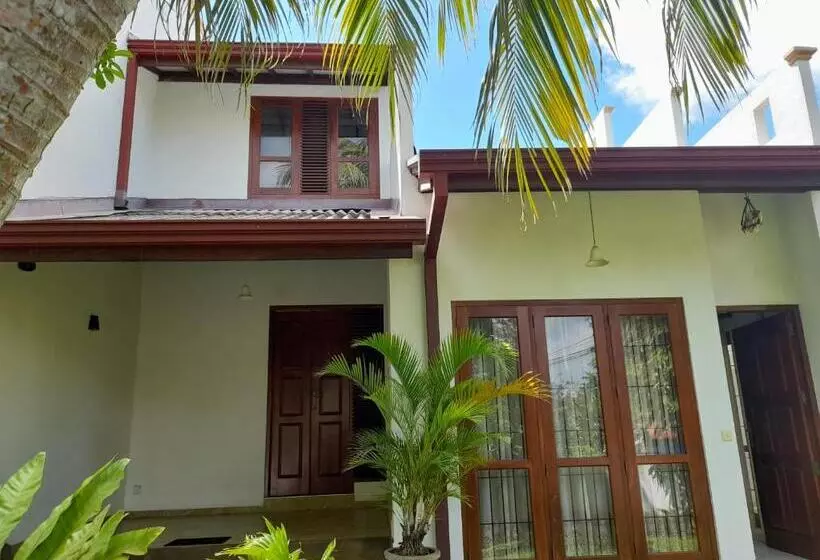 Aruliya Care Wellness Resort Gintota