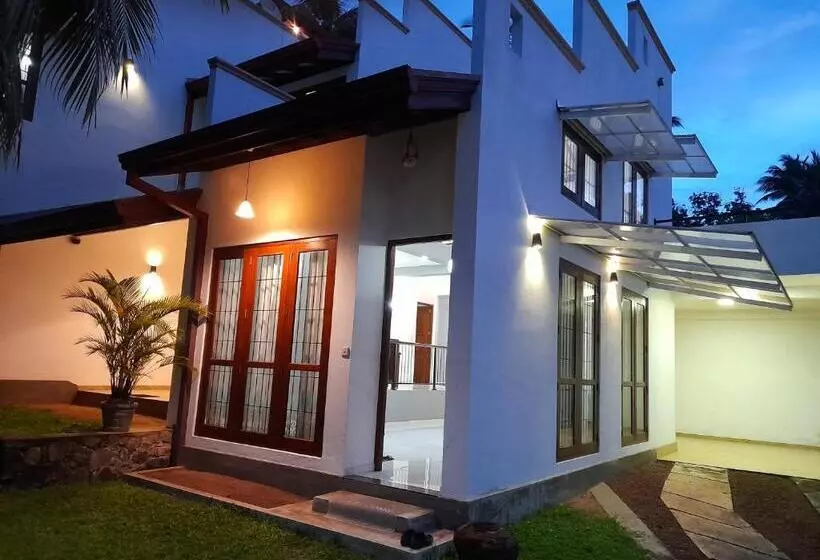 Aruliya Care Wellness Resort Gintota