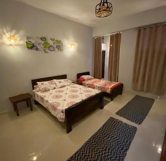 مبيت وإفطار Caesar Camp