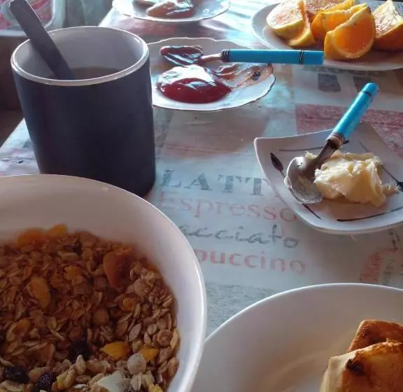 Aamiaismajoitus (B&B) La Farola