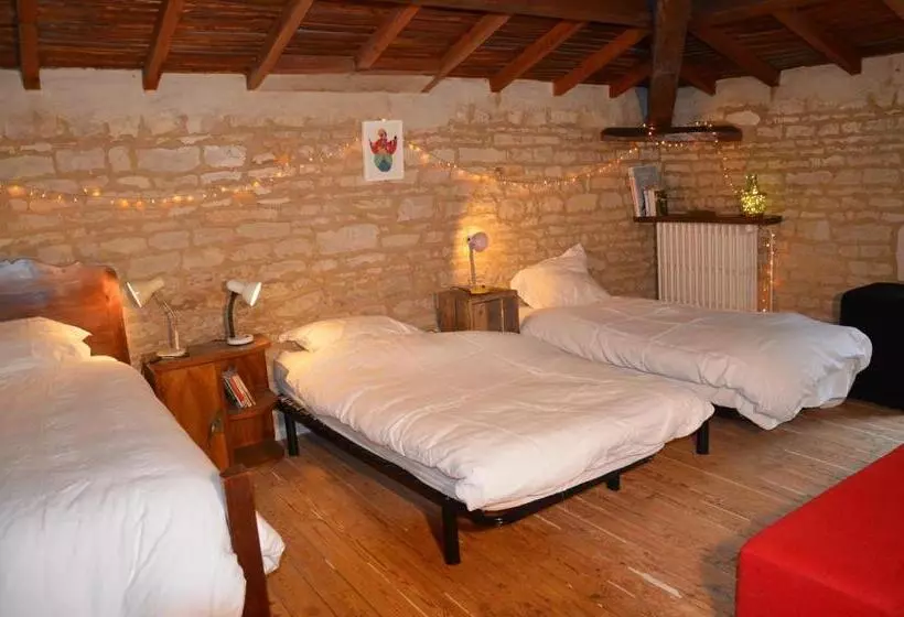 Aamiaismajoitus (B&B) La Maison Des Hérons