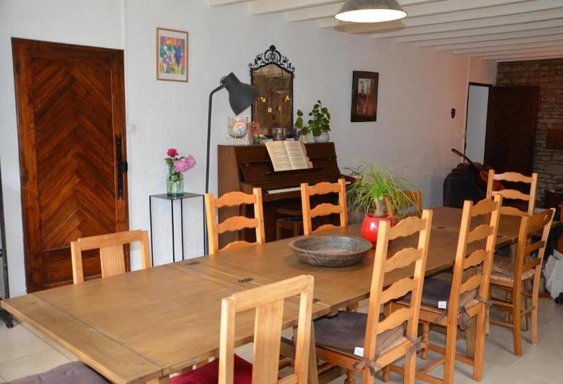 مبيت وإفطار La Maison Des Hérons