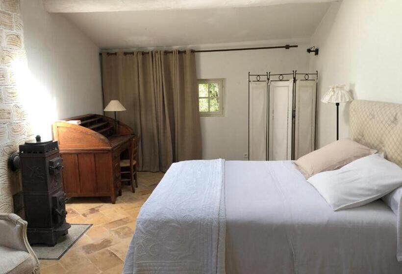 ベッドアンドブレックファースト Villa Verde Suite Familiale100m2, 2 Chambres, Terrasse Privative Possibilité Table D Hôte