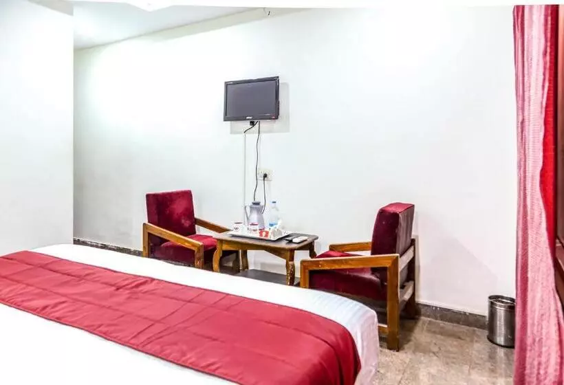 ホテル Collection O Poojith Residency