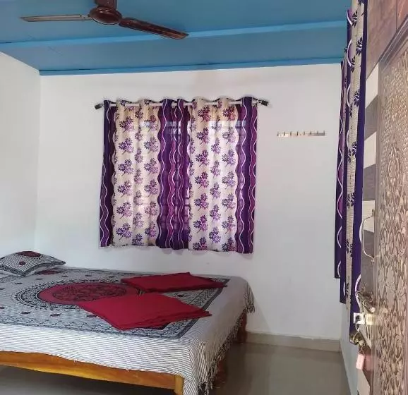 ホテル Gundappa Cafe Gokarna Kudle Beach