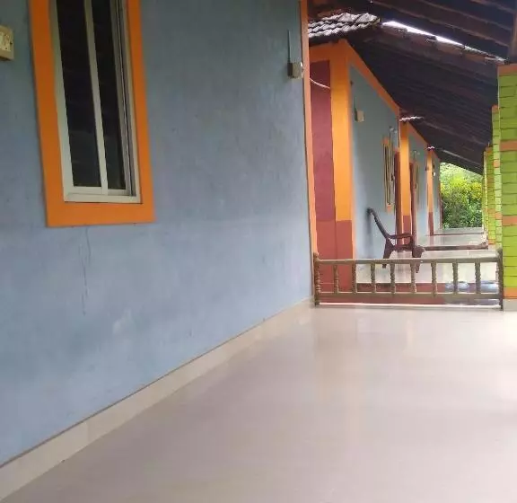 ホテル Gundappa Cafe Gokarna Kudle Beach