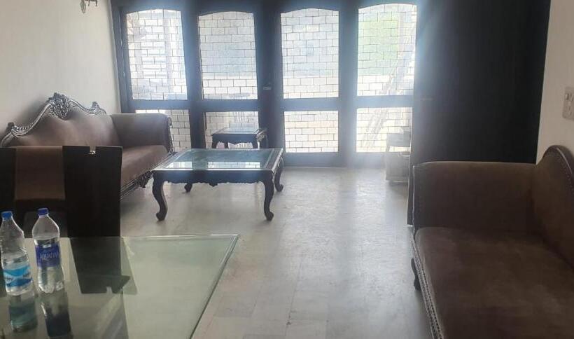 酒店 Oyo Royal Inn Near Lotus Temple