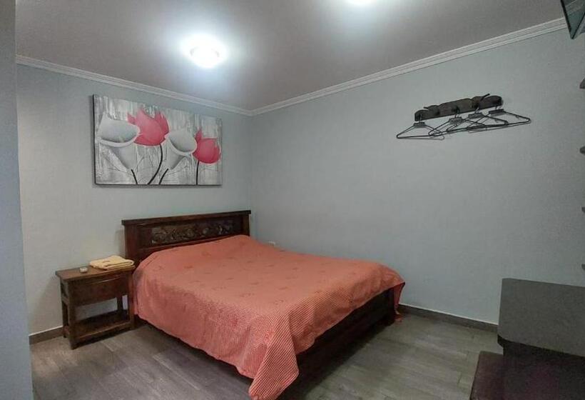 בית מלון כפרי Posada San Laureano