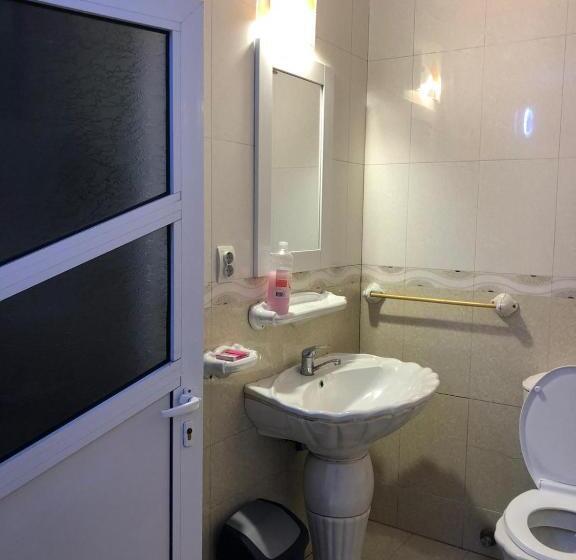 فندق /restaurant Dealu Hera