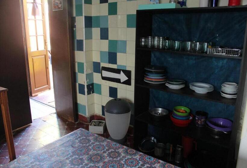 Malecon En Calle Techada Hostel