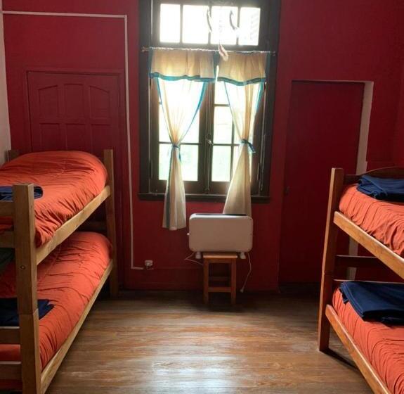 Malecon En Calle Techada Hostel