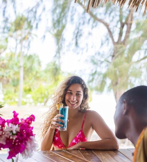 פנסיון Cast Away Residence