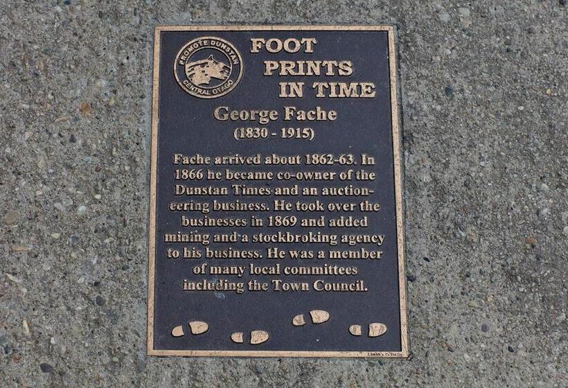 Пансион Dunstan Times