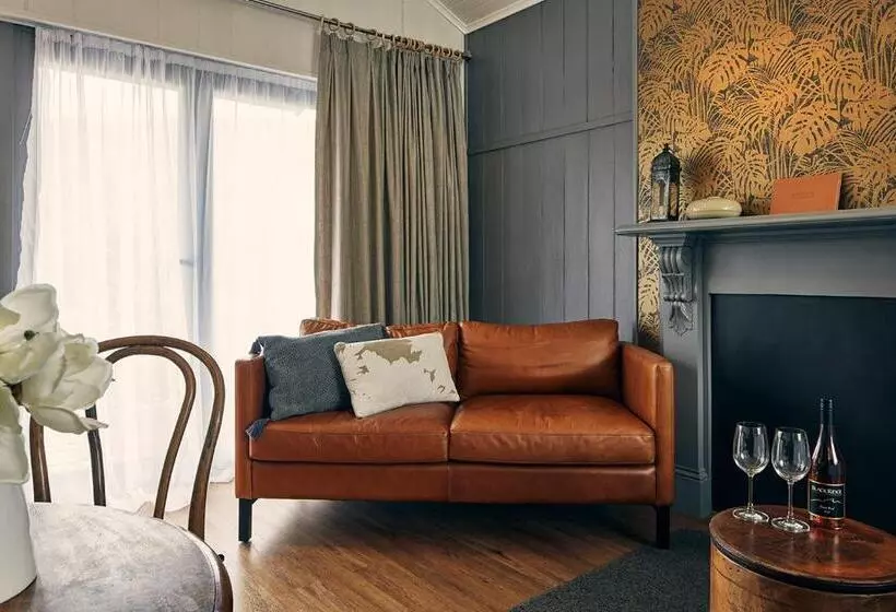 Majatalo Dunstan Times