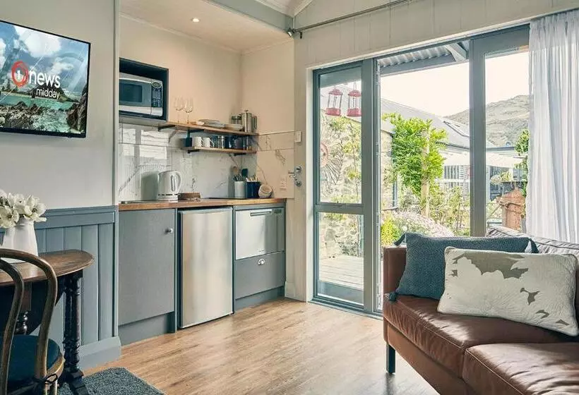 Majatalo Dunstan Times