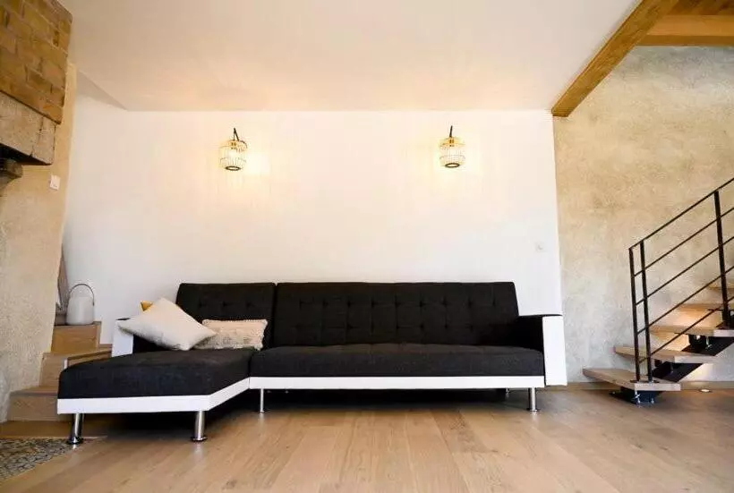 پانسیون La Loge