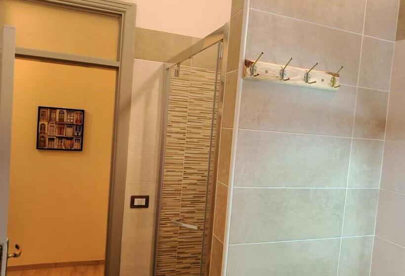 ペンション Le Stanze Di Ginevra 2 Santa Maria A Vico