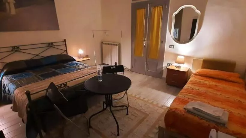 Majatalo Le Stanze Di Ginevra 2 Santa Maria A Vico