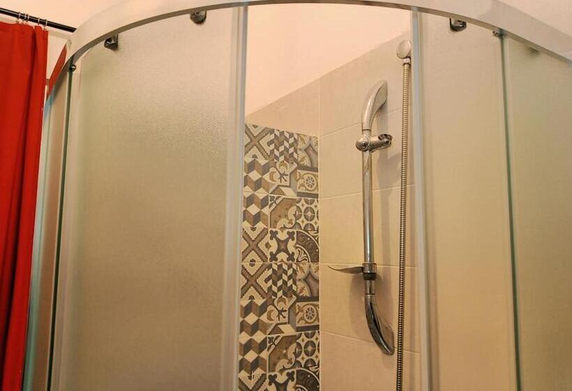 ペンション Le Stanze Di Ginevra 2 Santa Maria A Vico