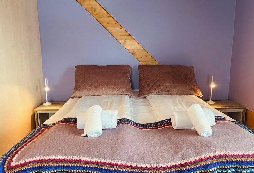 Pensão Nøtnes Midnattsol Guesthouse