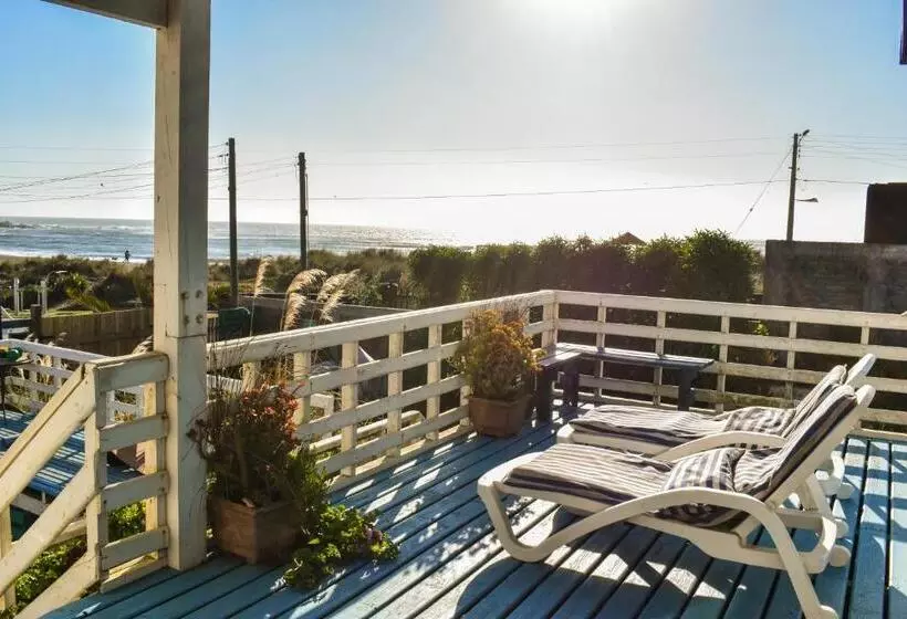 پانسیون Pichilemu Hostel Surfers View