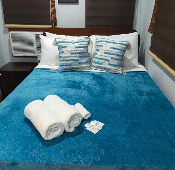 פנסיון Point Gate Inn