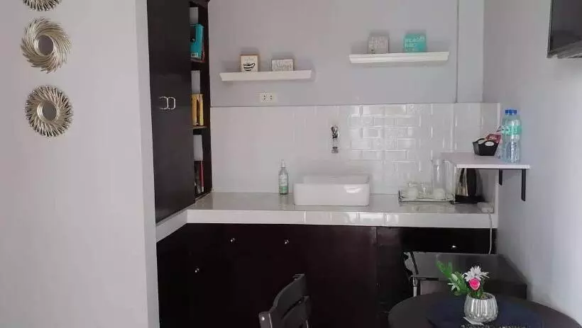 Majatalo Point Gate Inn