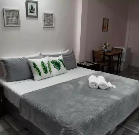 Majatalo Point Gate Inn