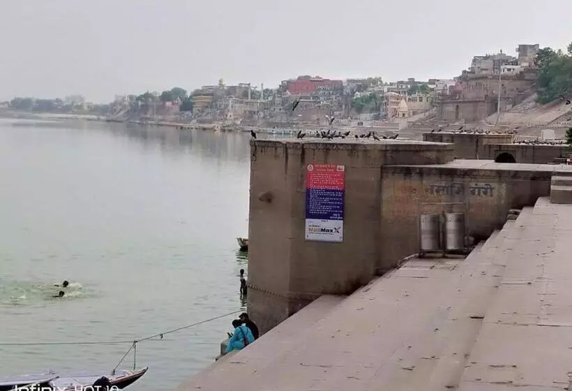 Majatalo Sankardev Guest House D24 35