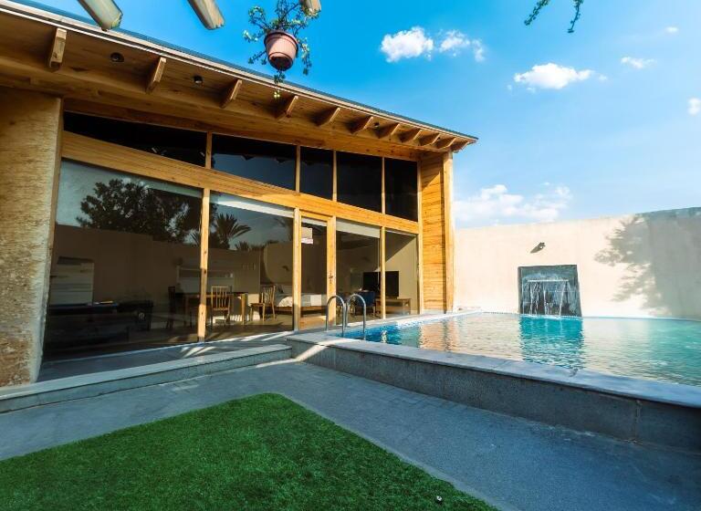 Resort شاليهات توت الريفية بالطائف