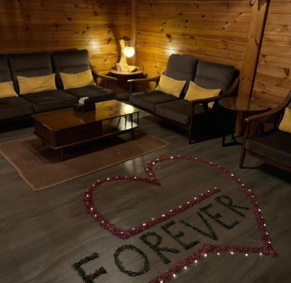 Resort شاليهات توت الريفية بالطائف