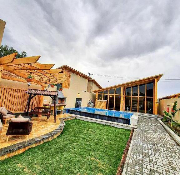 Resort شاليهات توت الريفية بالطائف