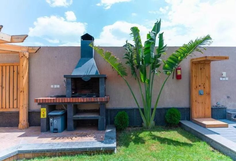 Lomakeskus شاليهات توت الريفية بالطائف