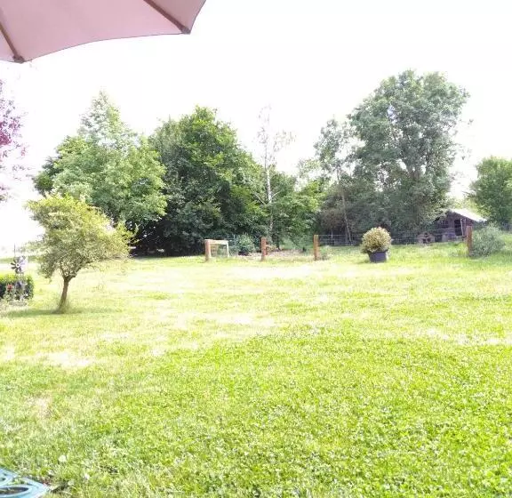 Aamiaismajoitus (B&B) Chalet Le Paradou Adults Only