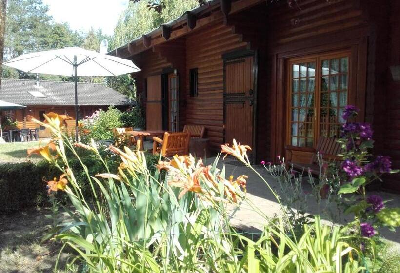 تختخواب و صبحانه Chalet Le Paradou Adults Only