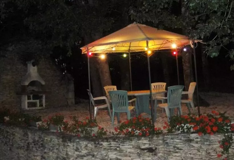 ベッドアンドブレックファースト Les Feuillantines Perigord Noir