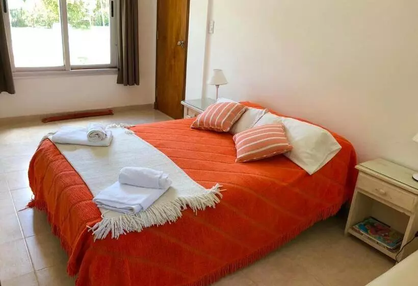 Aamiaismajoitus (B&B) Titanes Pinamar