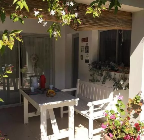 Aamiaismajoitus (B&B) Titanes Pinamar